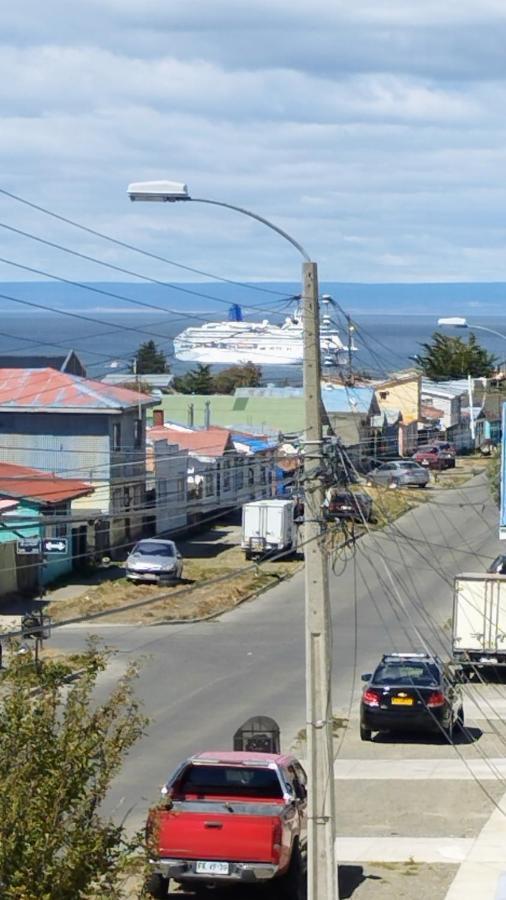 Hostal Host Patagonia Hotel Punta Arenas Exterior photo